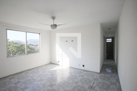 Sala de apartamento para alugar com 2 quartos, 58m² em Pechincha, Rio de Janeiro