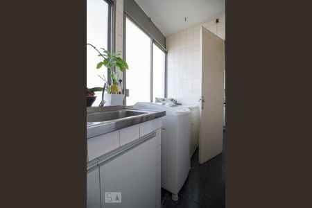 Apartamento à venda com 215m², 3 quartos e 2 vagasLavanderia