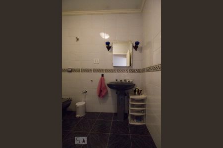 Banheiro Suite 1 de apartamento à venda com 3 quartos, 215m² em Morro dos Ingleses, São Paulo