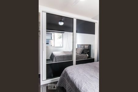 Apartamento à venda com 55m², 2 quartos e 1 vagaArmário Quarto 1