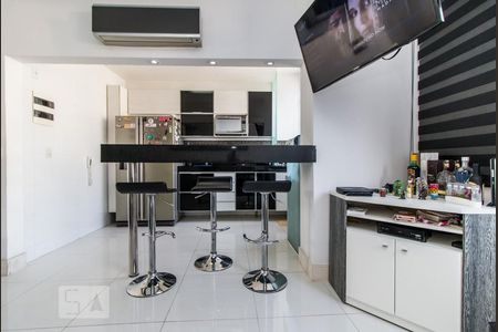 Apartamento à venda com 55m², 2 quartos e 1 vagaDetalhes Sala