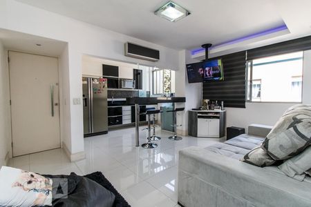 Apartamento à venda com 55m², 2 quartos e 1 vagaSala