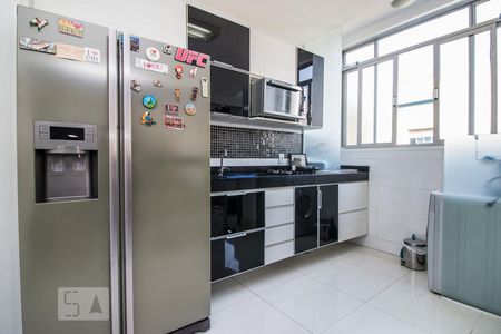 Apartamento à venda com 55m², 2 quartos e 1 vagaDetalhes Cozinha