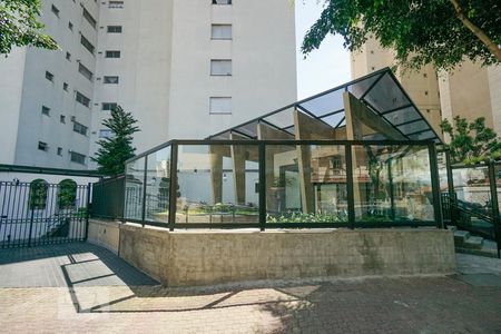 Apartamento para alugar com 107m², 3 quartos e 2 vagasFachada