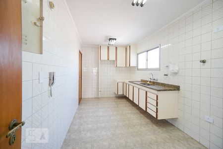 Apartamento para alugar com 107m², 3 quartos e 2 vagasCozinha
