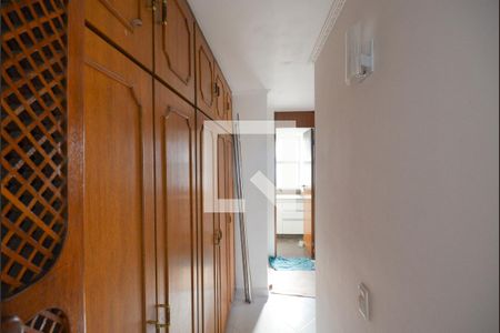 Corredor de apartamento à venda com 2 quartos, 70m² em Jardim da Saúde, São Paulo