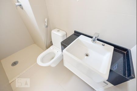 Banheiro Suíte de apartamento para alugar com 2 quartos, 66m² em Pinheiros, São Paulo