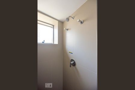 Apartamento para alugar com 66m², 2 quartos e 1 vaga Apartamento para alugar com 66m², 2 quartos e 1 vagaBanheiro Suíte