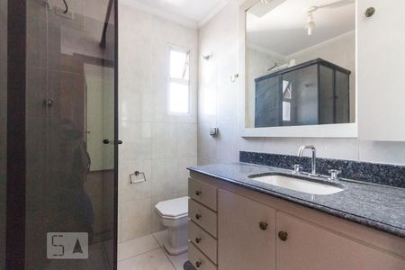 Banheiro de apartamento para alugar com 2 quartos, 57m² em Vila Paulicéia, São Paulo