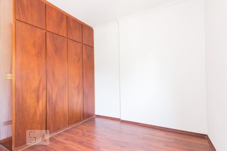 Quarto 2 de apartamento para alugar com 2 quartos, 57m² em Vila Paulicéia, São Paulo