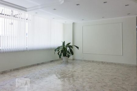 Apartamento para alugar com 57m², 2 quartos e 1 vagaHall