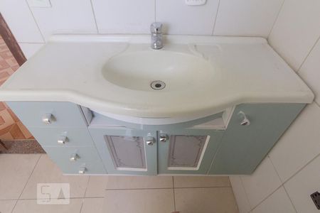 Banheiro de apartamento para alugar com 2 quartos, 42m² em Vila Campestre, São Paulo