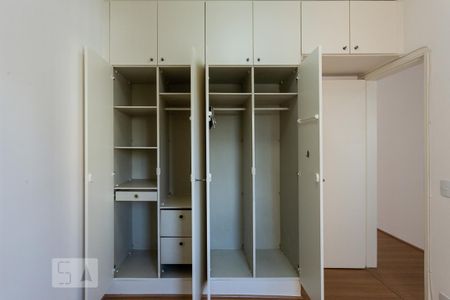Apartamento para alugar com 65m², 2 quartos e 1 vaga Apartamento para alugar com 65m², 2 quartos e 1 vagaQuarto 1