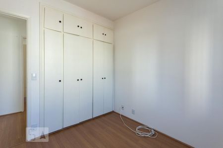 Apartamento para alugar com 65m², 2 quartos e 1 vaga Apartamento para alugar com 65m², 2 quartos e 1 vagaQuarto 2