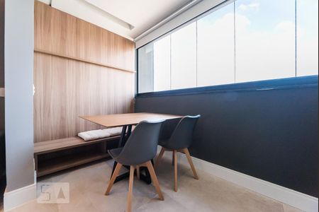 Studio para alugar com 30m², 1 quarto e 1 vaga Studio para alugar com 30m², 1 quarto e 1 vagaVaranda