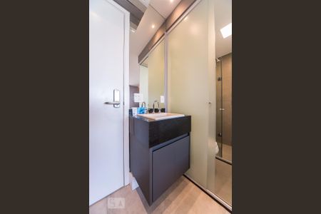 Banheiro de kitnet/studio para alugar com 1 quarto, 30m² em Vila Olímpia, São Paulo