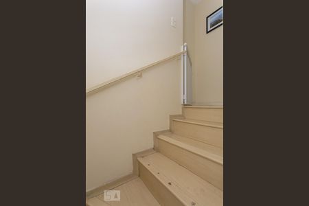 Apartamento à venda com 94m², 2 quartos e 1 vagaEscadas