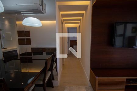 Sala de apartamento para alugar com 2 quartos, 82m² em Recreio dos Bandeirantes, Rio de Janeiro