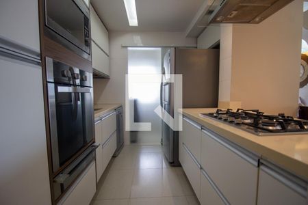 Apartamento para alugar com 82m², 2 quartos e 1 vagaCozinha e Área de Serviço