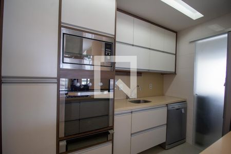 Apartamento para alugar com 82m², 2 quartos e 1 vagaCozinha e Área de Serviço