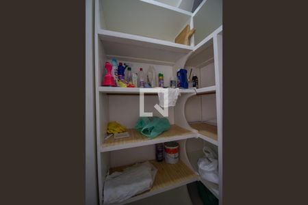 Apartamento para alugar com 82m², 2 quartos e 1 vagaCozinha e Área de Serviço