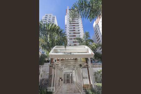 Apartamento para alugar com 36m², 1 quarto e 1 vaga Apartamento para alugar com 36m², 1 quarto e 1 vagaFachada