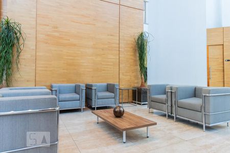 Apartamento à venda com 40m², 1 quarto e 1 vagaHall Social - Condomínio