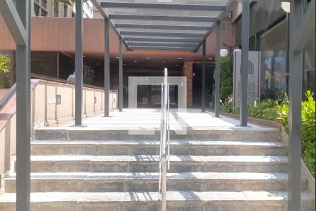 Apartamento à venda com 45m², 1 quarto e 1 vagaEntrada