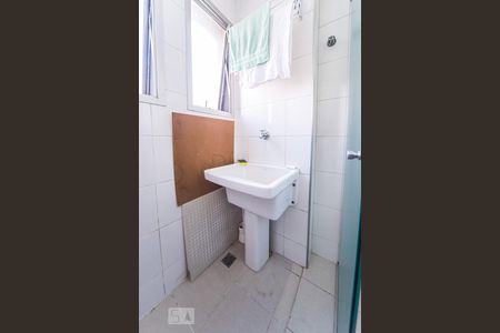 Apartamento à venda com 60m², 2 quartos e 1 vagaÁrea de Serviço