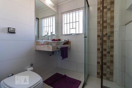 Banheiro de apartamento à venda com 2 quartos, 75m² em Jardim das Acácias, São Paulo