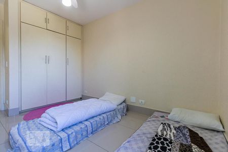 Quarto 1 de apartamento à venda com 2 quartos, 75m² em Jardim das Acácias, São Paulo