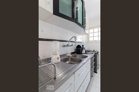 Apartamento à venda com 75m², 2 quartos e 1 vagaCozinha