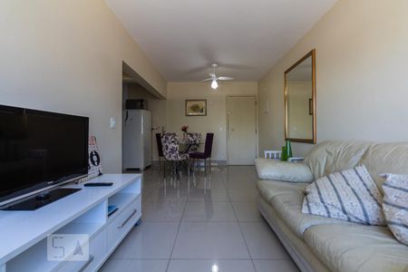 Sala de apartamento à venda com 2 quartos, 75m² em Jardim das Acácias, São Paulo