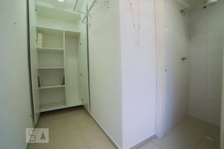 Apartamento para alugar com 70m², 2 quartos e 1 vaga Apartamento para alugar com 70m², 2 quartos e 1 vagaLavanderia