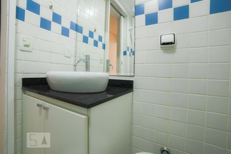 Apartamento para alugar com 70m², 2 quartos e 1 vaga Apartamento para alugar com 70m², 2 quartos e 1 vagaBanheiro