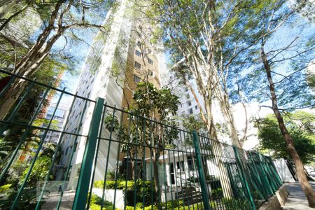 Apartamento para alugar com 70m², 2 quartos e 1 vaga Apartamento para alugar com 70m², 2 quartos e 1 vagaFachada