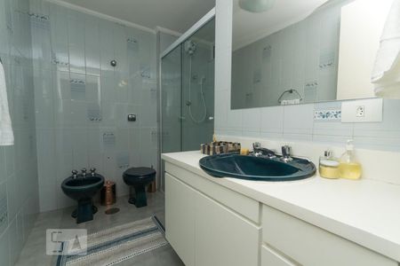 Banheiro de apartamento à venda com 3 quartos, 114m² em Vila Mariana, São Paulo