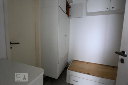 Apartamento à venda com 105m², 3 quartos e 2 vagasQuarto de serviço