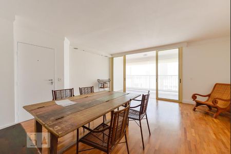 Sala de apartamento à venda com 2 quartos, 108m² em Pinheiros, São Paulo