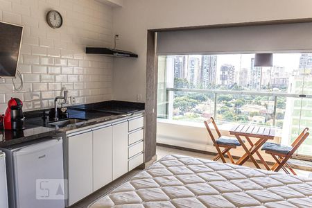 Sala/Quarto de kitnet/studio para alugar com 1 quarto, 32m² em Vila Cordeiro, São Paulo