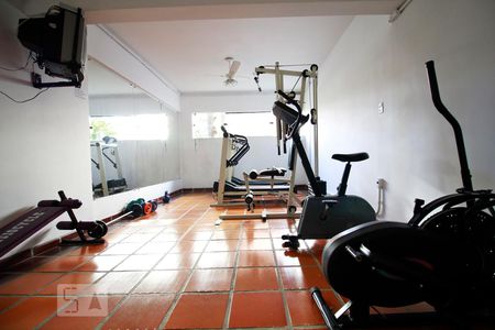 Apartamento à venda com 98m², 3 quartos e 2 vagasAcademia