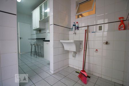 Apartamento à venda com 98m², 3 quartos e 2 vagasÁrea de serviço