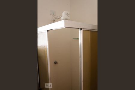 Apartamento à venda com 74m², 2 quartos e 1 vaga Apartamento à venda com 74m², 2 quartos e 1 vagaBanheiro