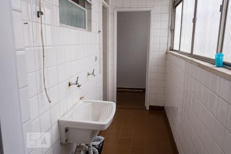 Apartamento à venda com 74m², 2 quartos e 1 vaga Apartamento à venda com 74m², 2 quartos e 1 vagaÁrea de serviço