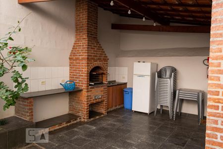 Apartamento à venda com 74m², 2 quartos e 1 vaga Apartamento à venda com 74m², 2 quartos e 1 vagaChurrasqueira