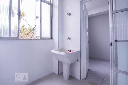 Apartamento à venda com 132m², 3 quartos e 1 vagaa serviço
