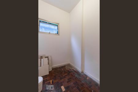 Apartamento à venda com 240m², 4 quartos e 2 vagasQuarto de Serviço 2