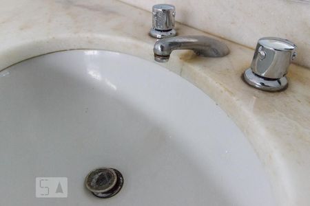 Apartamento à venda com 240m², 4 quartos e 2 vagasDetalhe