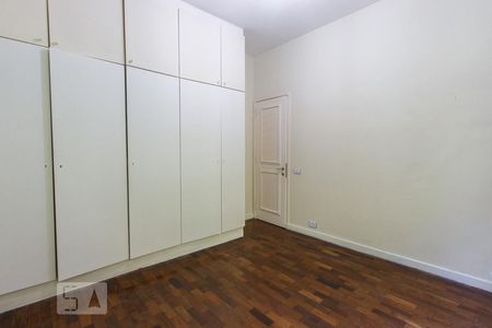 Apartamento à venda com 240m², 4 quartos e 2 vagasQuarto 2