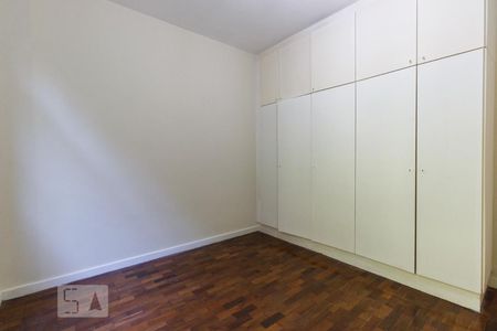 Apartamento à venda com 240m², 4 quartos e 2 vagasQuarto 2